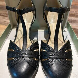 Naturalizer Black Mary Jane Heels